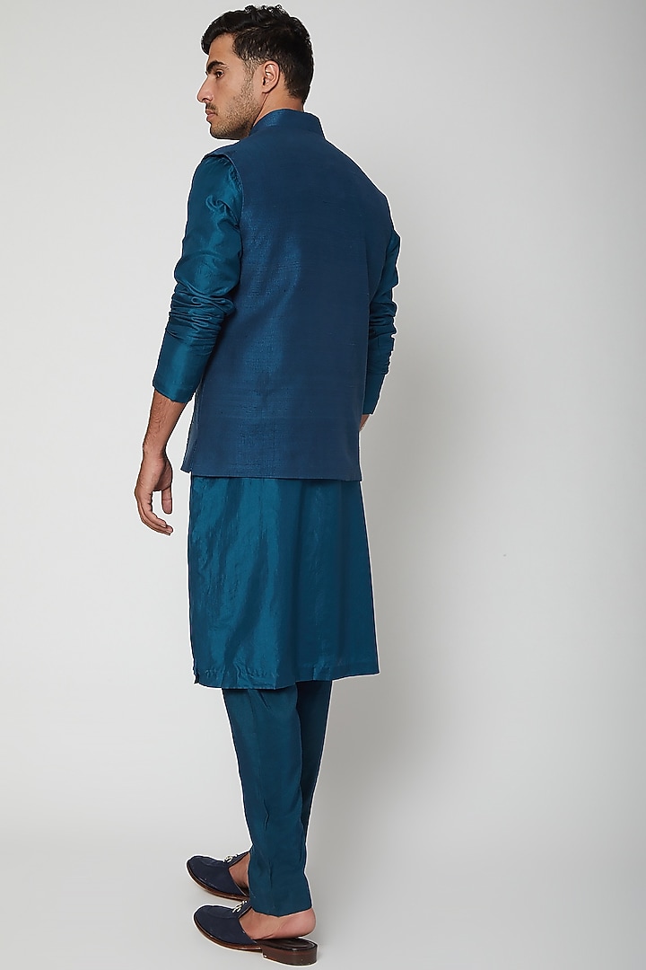 Pond Blue Bundi Jacket by SVA BY SONAM & PARAS MODI Men at Pernia's Pop Up Shop