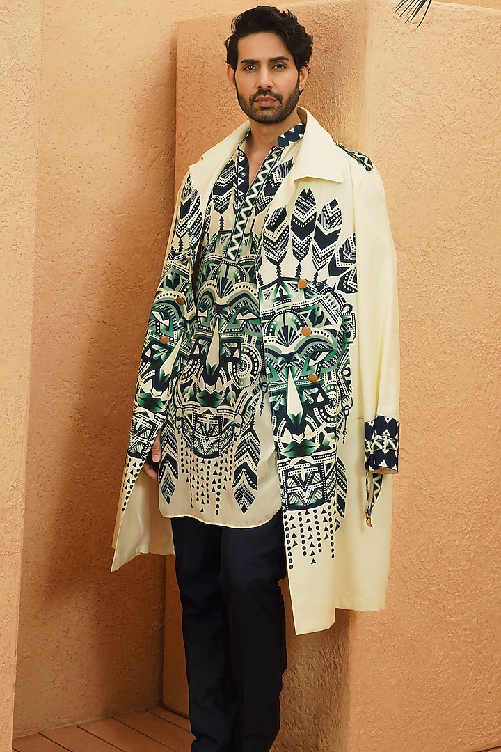 Ivory Crepe Geometric Printed Trench Coat by Sva By Sonam & Paras Modi Men at Pernia's Pop Up Shop