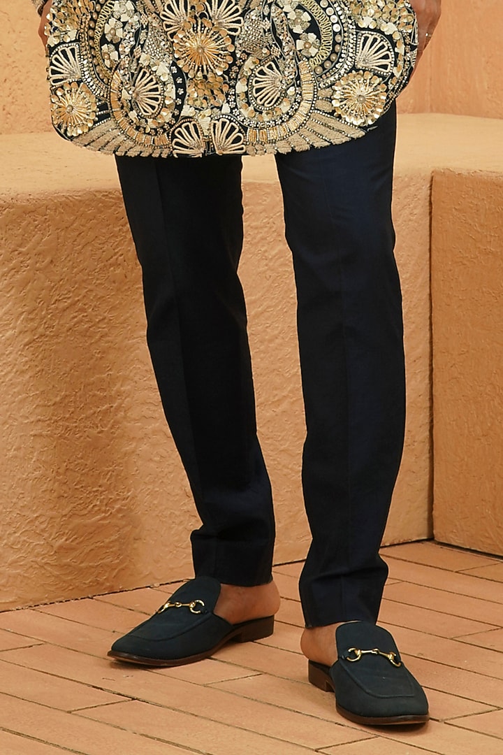 Navy Blue & Gold Crepe Abstract Embellished Kurta Set by Sva By Sonam & Paras Modi Men at Pernia's Pop Up Shop