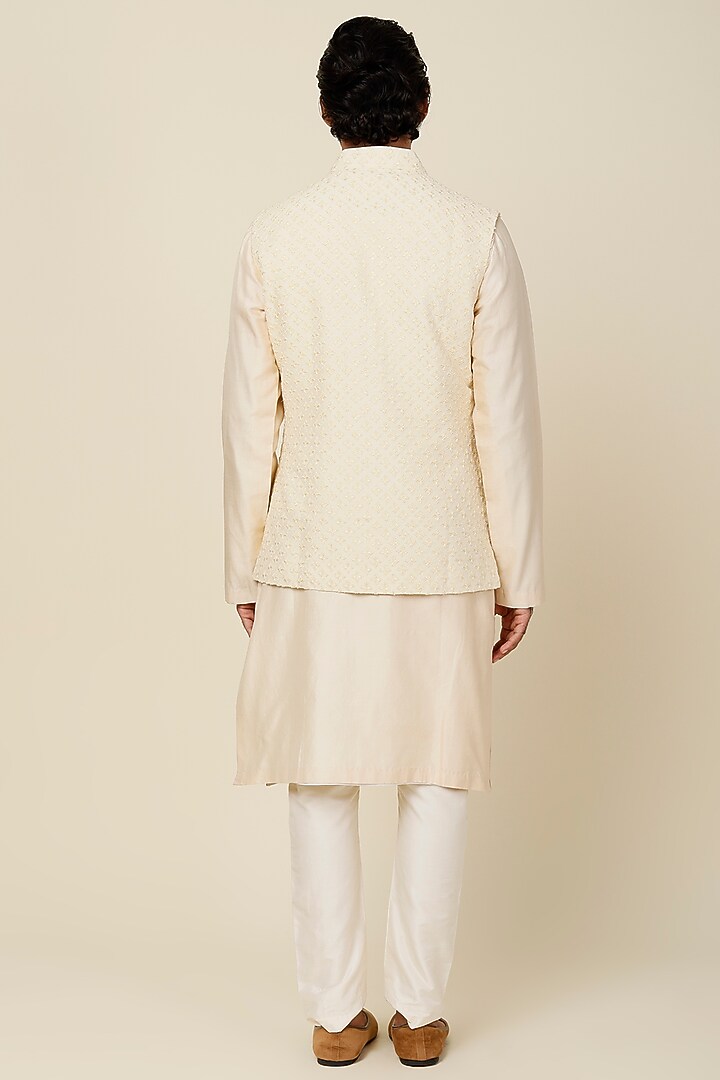 Beige Silk Thread Embroidered Bundi Jacket by Sva By Sonam & Paras Modi Men at Pernia's Pop Up Shop