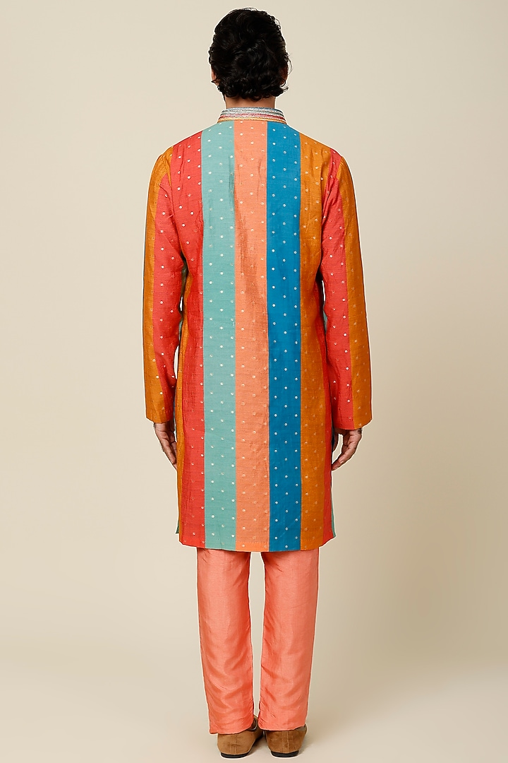 Multi-Colored Hemp Abstract Leaf Printed Kurta Set by Sva By Sonam & Paras Modi Men at Pernia's Pop Up Shop