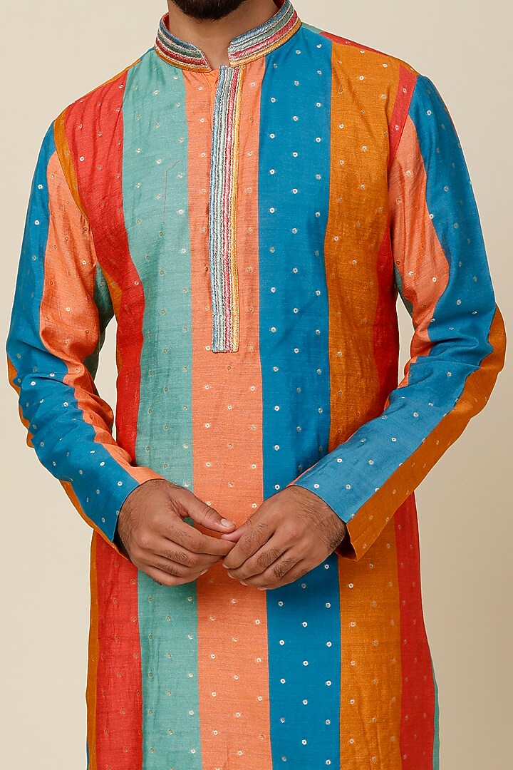 Multi-Colored Hemp Abstract Leaf Printed Kurta Set by Sva By Sonam & Paras Modi Men at Pernia's Pop Up Shop