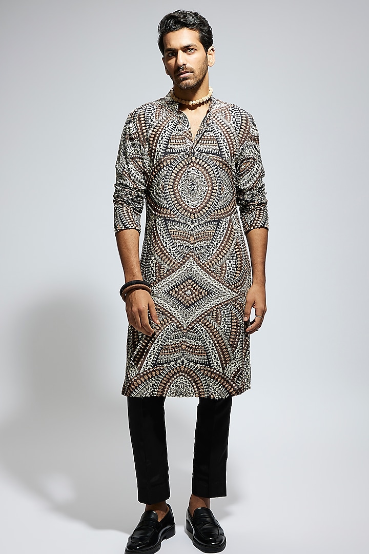 Brown Crepe Kurta Set by Sva By Sonam & Paras Modi Men at Pernia's Pop Up Shop