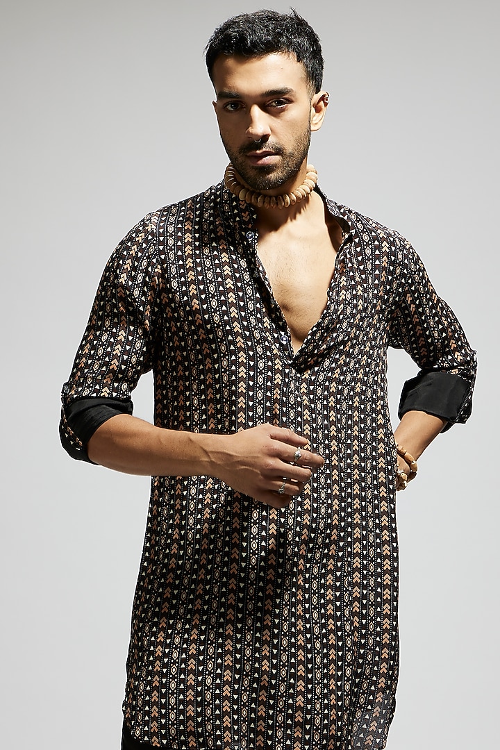 Black Crepe Boho Printed Kurta by Sva By Sonam & Paras Modi Men at Pernia's Pop Up Shop