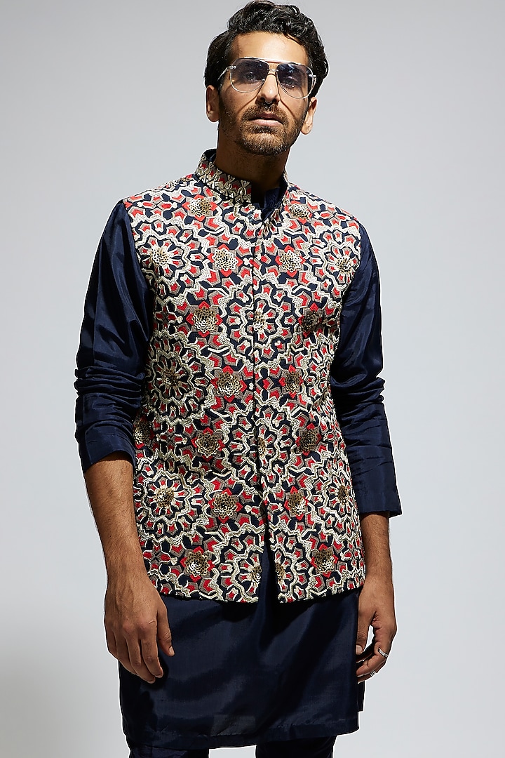 Blue Silk Thread Embroidered Bundi Jacket by Sva By Sonam & Paras Modi Men at Pernia's Pop Up Shop