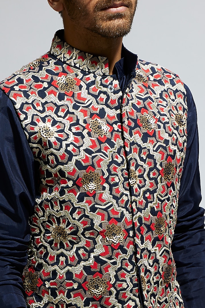 Blue Silk Thread Embroidered Bundi Jacket by Sva By Sonam & Paras Modi Men at Pernia's Pop Up Shop