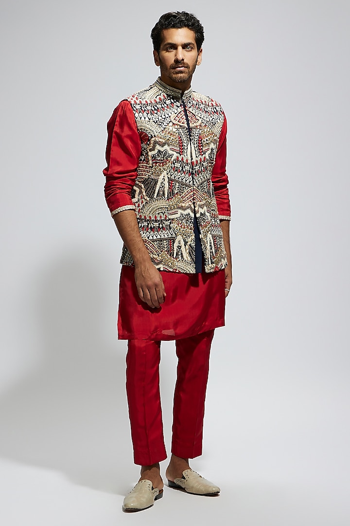 Blue Silk Thread Embroidered Bundi Jacket Set by Sva By Sonam & Paras Modi Men at Pernia's Pop Up Shop