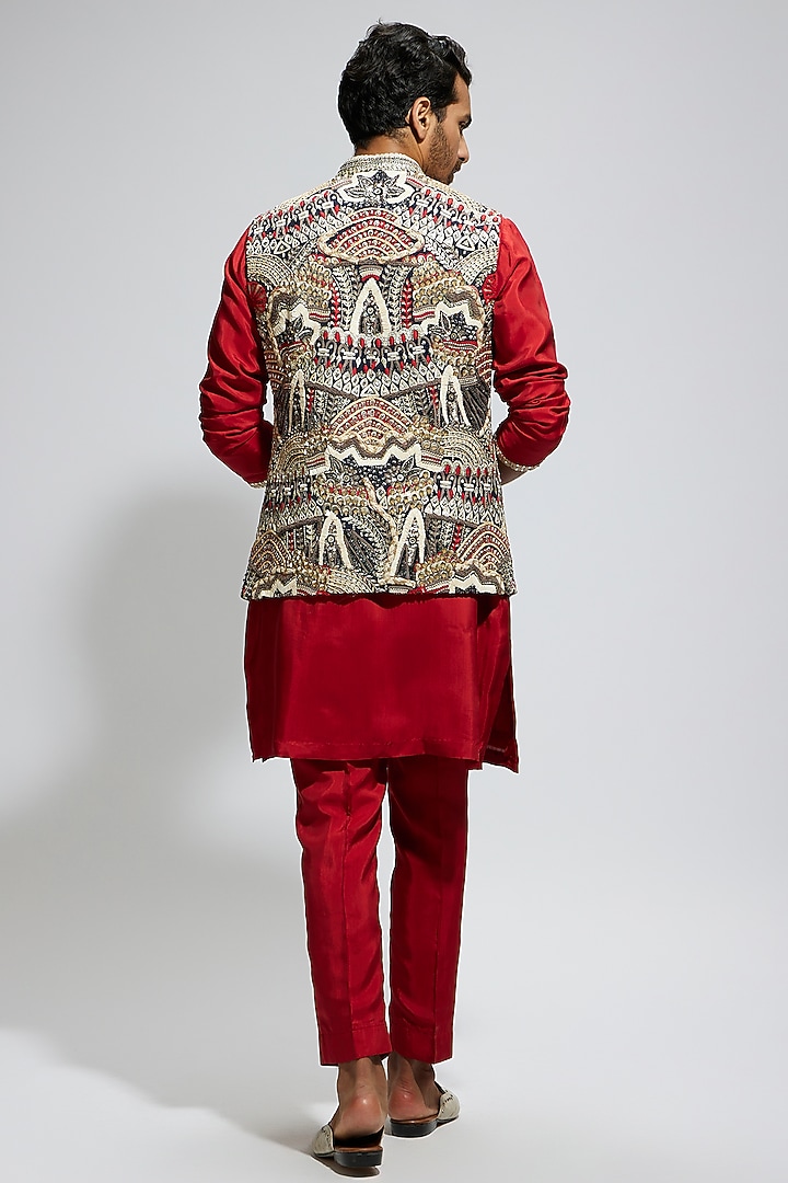 Blue Silk Thread Embroidered Bundi Jacket Set by Sva By Sonam & Paras Modi Men at Pernia's Pop Up Shop