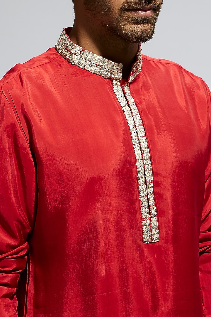 Orange Silk Embellished Kurta Set by Sva By Sonam & Paras Modi Men at Pernia's Pop Up Shop