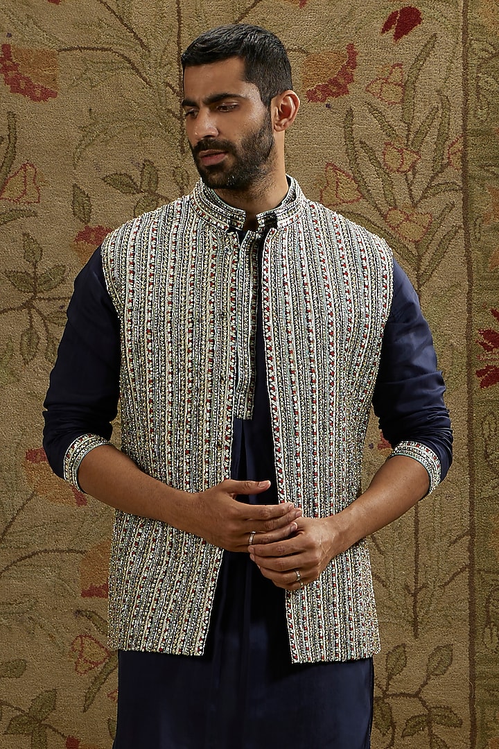 Midnight Blue Silk Patti Embellished Kurta Set by SVA BY SONAM & PARAS MODI Men at Pernia's Pop Up Shop