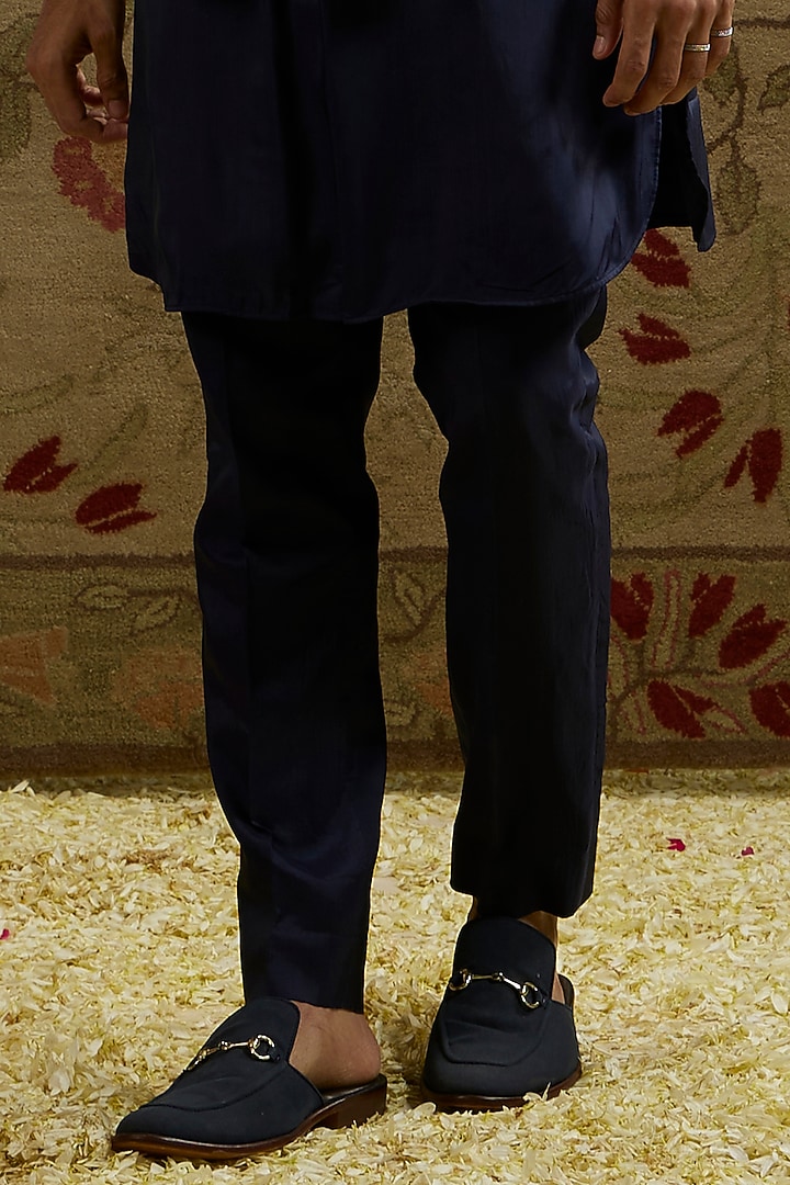 Midnight Blue Silk Patti Embellished Kurta Set by SVA BY SONAM & PARAS MODI Men at Pernia's Pop Up Shop