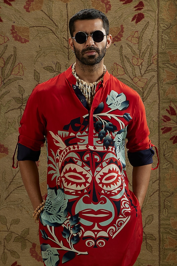 Red Crepe Printed Kurta by SVA BY SONAM & PARAS MODI Men at Pernia's Pop Up Shop