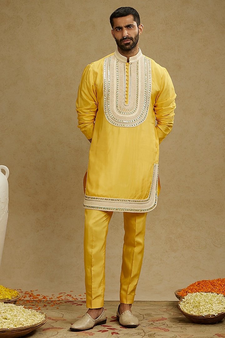 Dandelion Yellow Silk Thread Embroidered Kurta Set by SVA BY SONAM & PARAS MODI Men at Pernia's Pop Up Shop