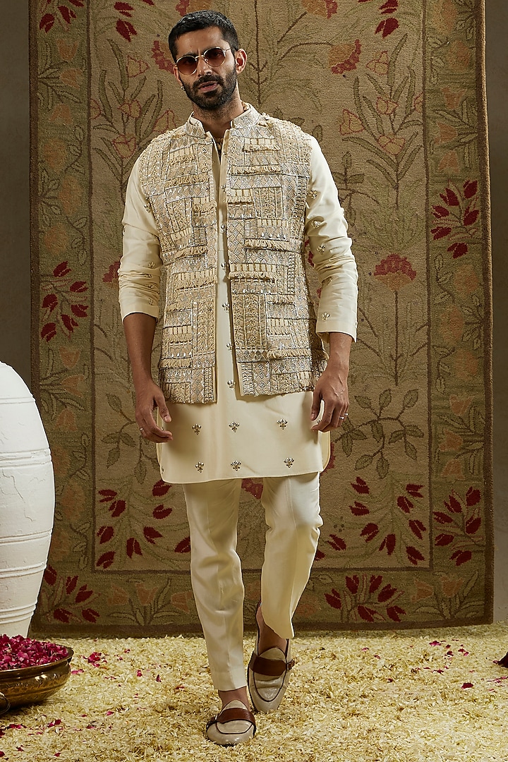 Magnolia Cream Silk Embellished Bundi Jacket by SVA BY SONAM & PARAS MODI Men at Pernia's Pop Up Shop