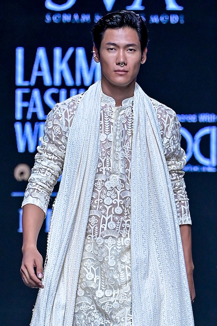 Ivory Organza Thread Embellished Kurta Set by SVA BY SONAM & PARAS MODI Men at Pernia's Pop Up Shop