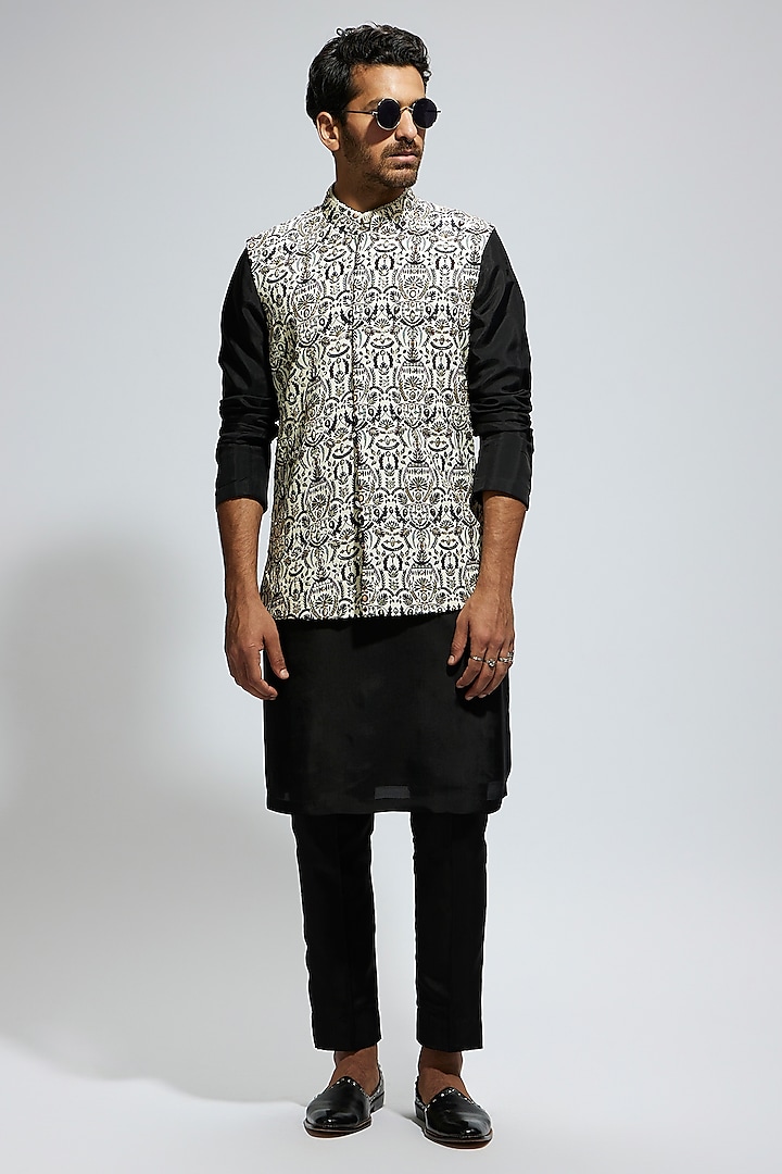 White Silk Printed Bundi Jacket Set by Sva By Sonam & Paras Modi Men at Pernia's Pop Up Shop