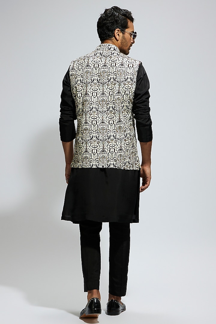 White Silk Printed Bundi Jacket Set by Sva By Sonam & Paras Modi Men at Pernia's Pop Up Shop