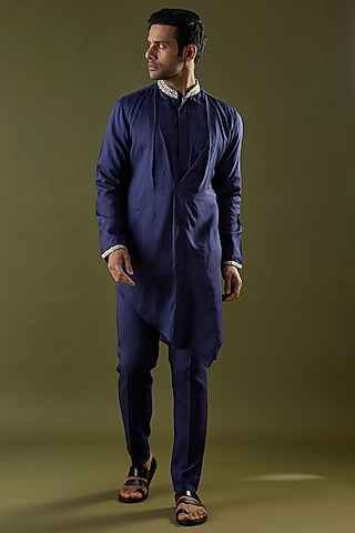 Navy Blue Habutai Silk Embroidered Kurta Set by SVA BY SONAM & PARAS MODI Men