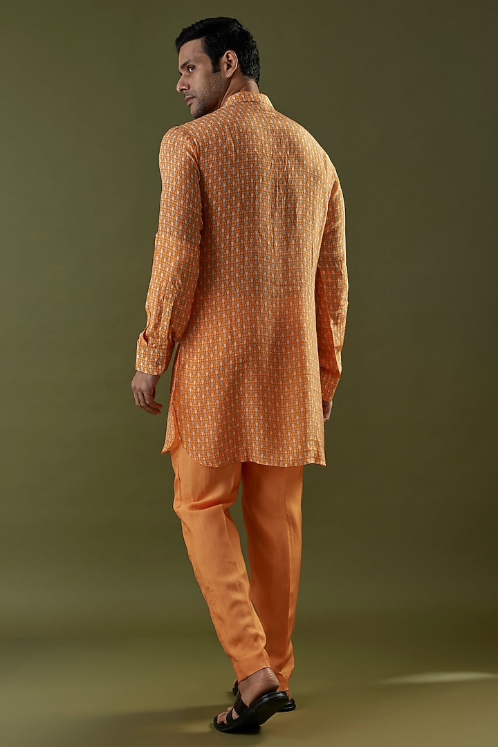 Orange Crepe Geometric Printed Kurta by SVA BY SONAM & PARAS MODI Men at Pernia's Pop Up Shop