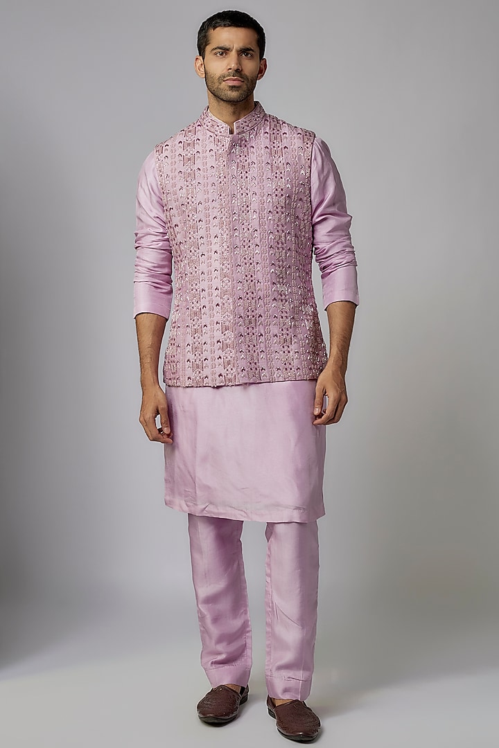 Lilac Raw Silk Embellished Bundi Jacket Set by Sva By Sonam & Paras Modi Men