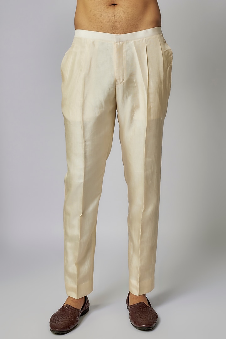 Golden Silk Embellished Groom Sherwani Set by Sva By Sonam & Paras Modi Men at Pernia's Pop Up Shop