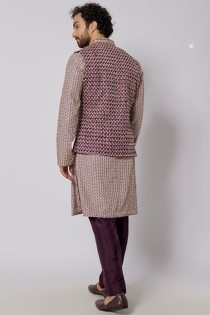 Merlot Silk Embellished Bundi Jacket by SVA BY SONAM & PARAS MODI Men at Pernia's Pop Up Shop