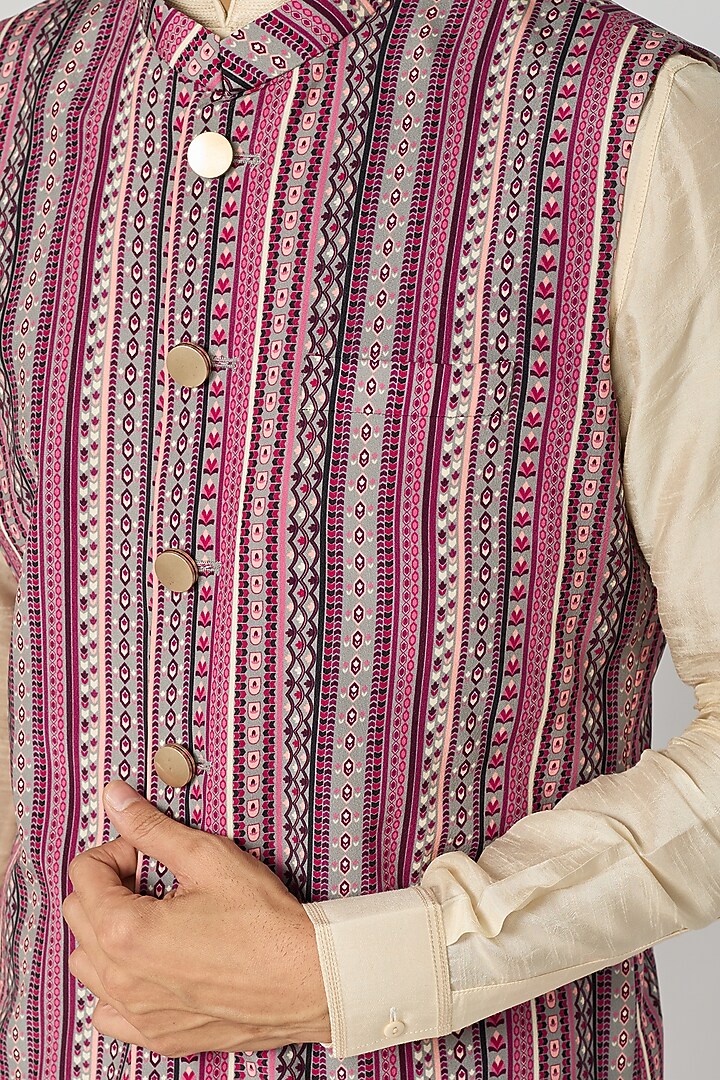 Multi-Colored Crepe Striped Printed Bundi Jacket by Sva By Sonam & Paras Modi Men at Pernia's Pop Up Shop