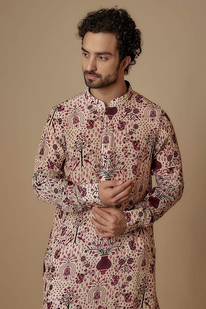 Merlot Crepe Jaal Printed Kurta by Sva By Sonam & Paras Modi Men at Pernia's Pop Up Shop