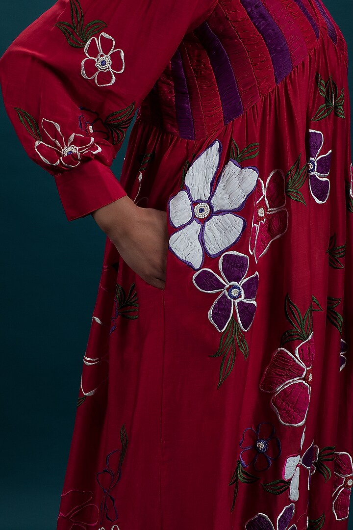 Red Cotton Silk 3D Floral Motif Embroidered Tunic Set by SVASTIH at Pernia's Pop Up Shop