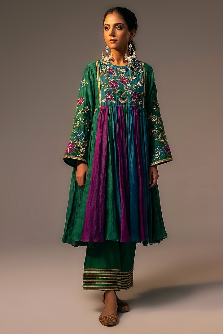 Multi-Colored Chanderi Mul Sequins & 3D Floral Embroidered Flared Tunic Set by SVASTIH at Pernia's Pop Up Shop