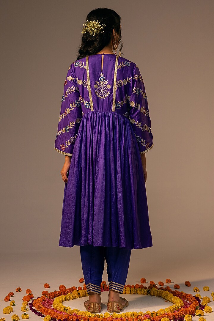 Purple Pure Silk Sequins & 3D Floral Embroidered Flared Tunic Set by SVASTIH at Pernia's Pop Up Shop