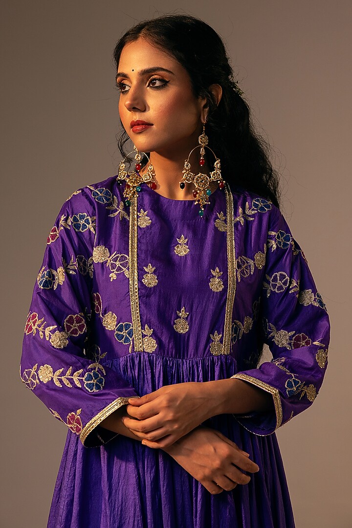 Purple Pure Silk Sequins & 3D Floral Embroidered Flared Tunic Set by SVASTIH at Pernia's Pop Up Shop