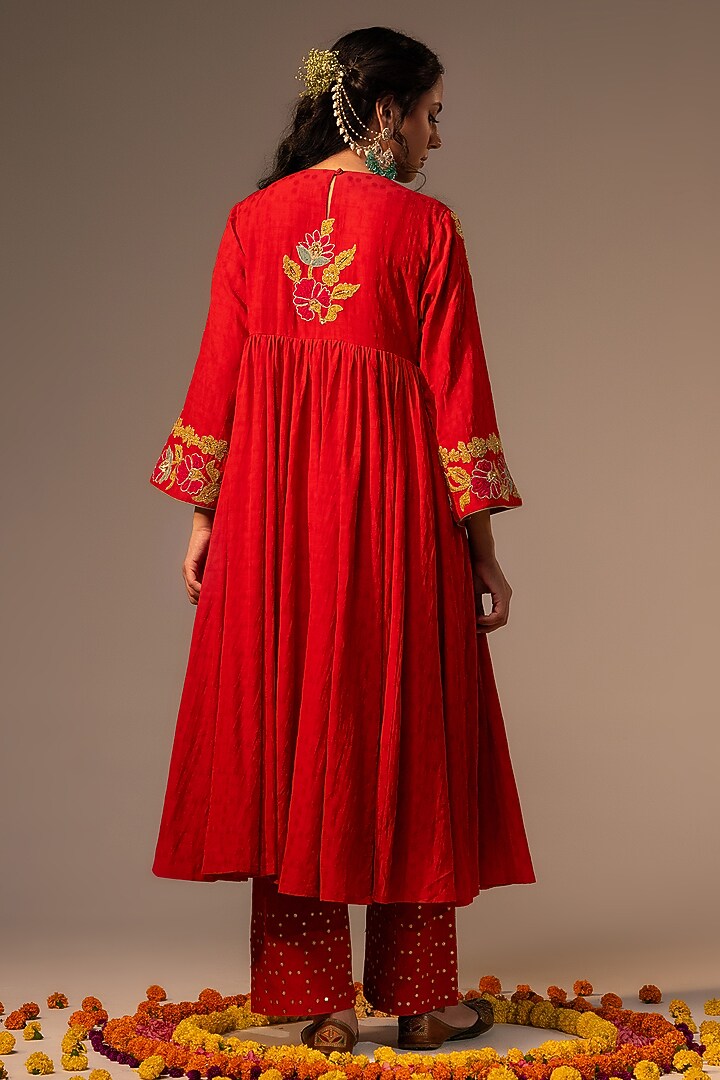 Red Organic Dobby Sequins & 3D Floral Embroidered Kurta Set by SVASTIH at Pernia's Pop Up Shop
