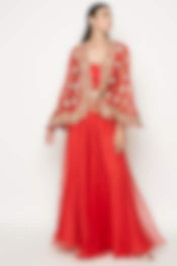 Red Embroidered Wedding Lehenga Set With Cape by Swati Vijaivargie at Pernia's Pop Up Shop