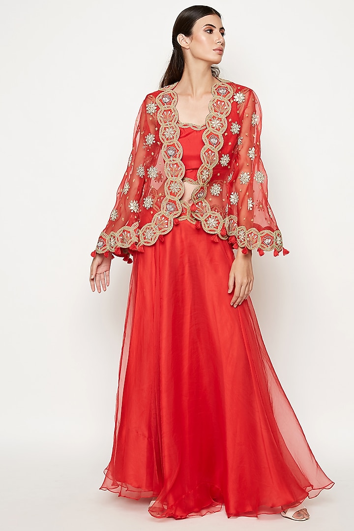 Red Embroidered Wedding Lehenga Set With Cape by Swati Vijaivargie at Pernia's Pop Up Shop