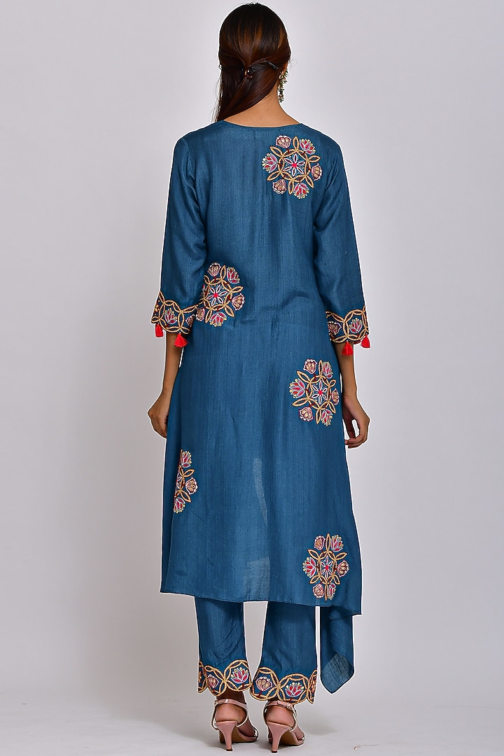 Teal Blue Embroidered Tunic Set by Swati Vijaivargie at Pernia's Pop Up Shop
