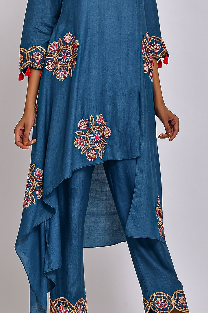 Teal Blue Embroidered Tunic Set by Swati Vijaivargie at Pernia's Pop Up Shop