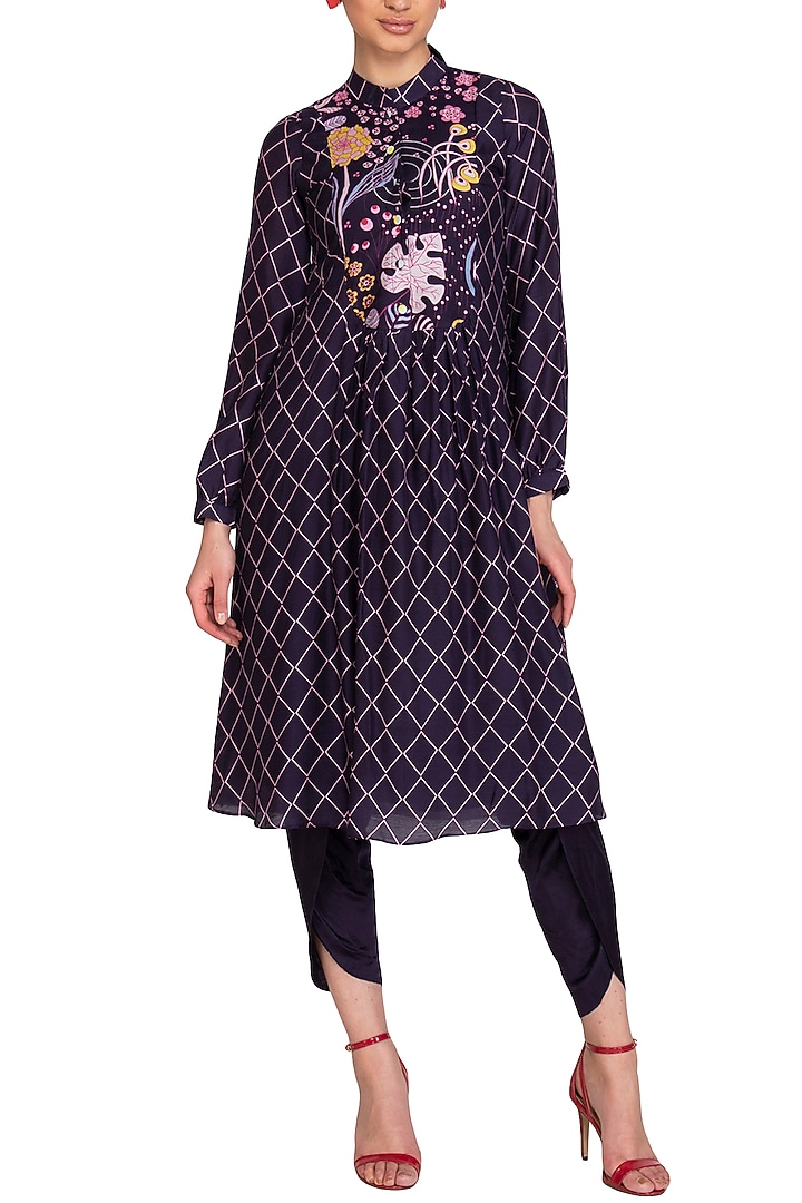 Navy Blue Printed Tunic by Swati Vijaivargie at Pernia's Pop Up Shop
