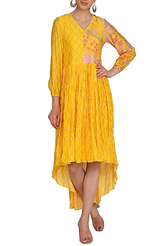Yellow High-Low Printed Crushed Dress by Swati Vijaivargie