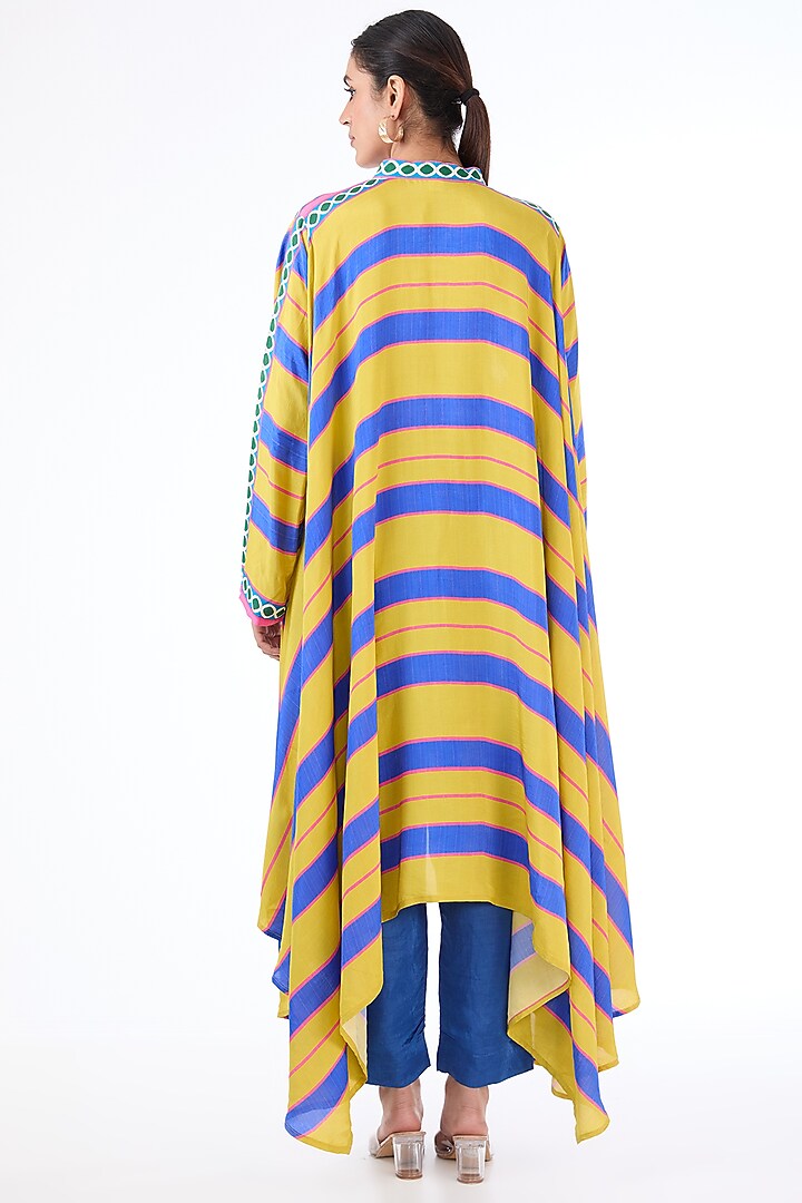 Blue & Yellow Habutai Silk Digital Printed Cape Set by Swati Vijaivargie at Pernia's Pop Up Shop