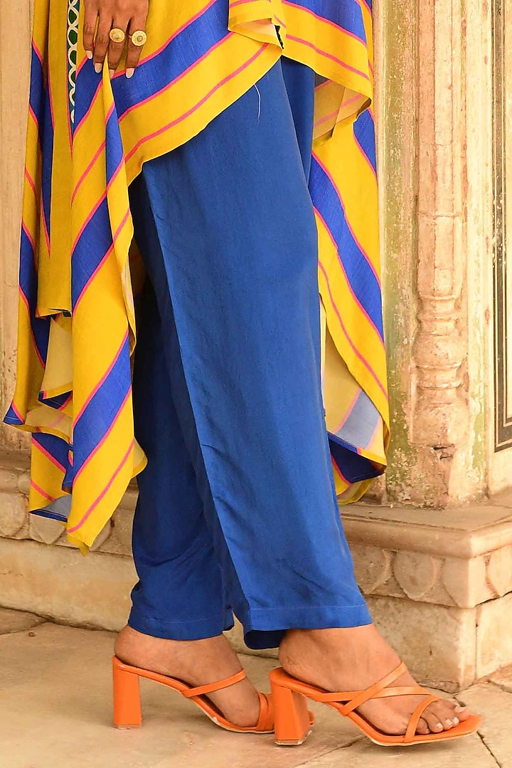 Multi-Colored Silk Printed & Embroidered Cape Set by Swati Vijaivargie at Pernia's Pop Up Shop