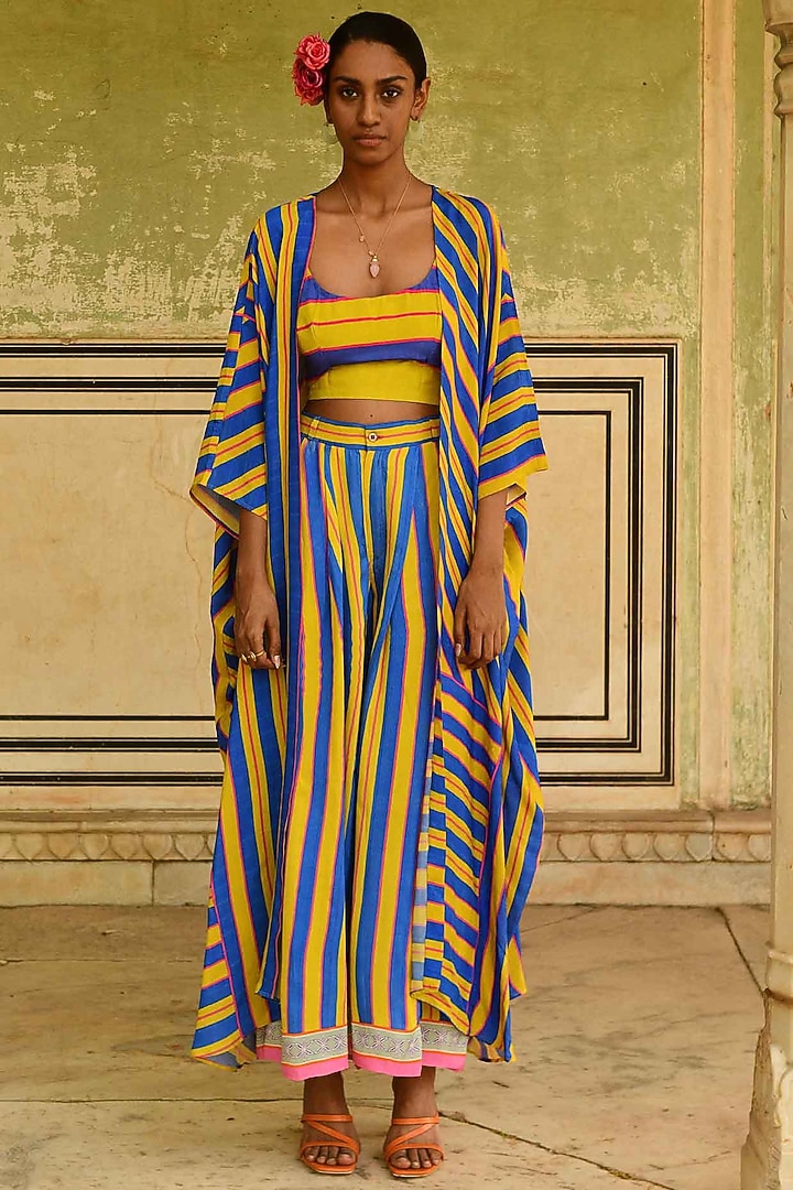 Blue Silk Printed Cape Set by Swati Vijaivargie at Pernia's Pop Up Shop