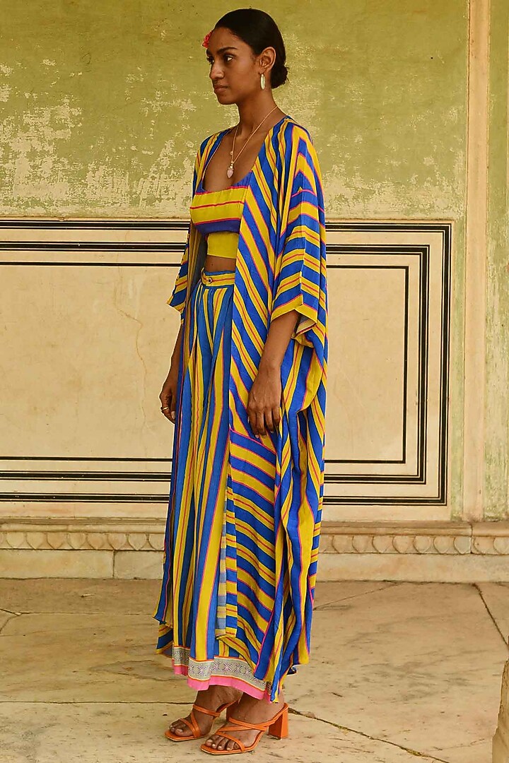 Blue Silk Printed Cape Set by Swati Vijaivargie at Pernia's Pop Up Shop