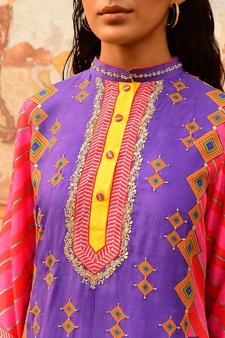 Multi-Colored Silk Printed Kurta Set by Swati Vijaivargie at Pernia's Pop Up Shop
