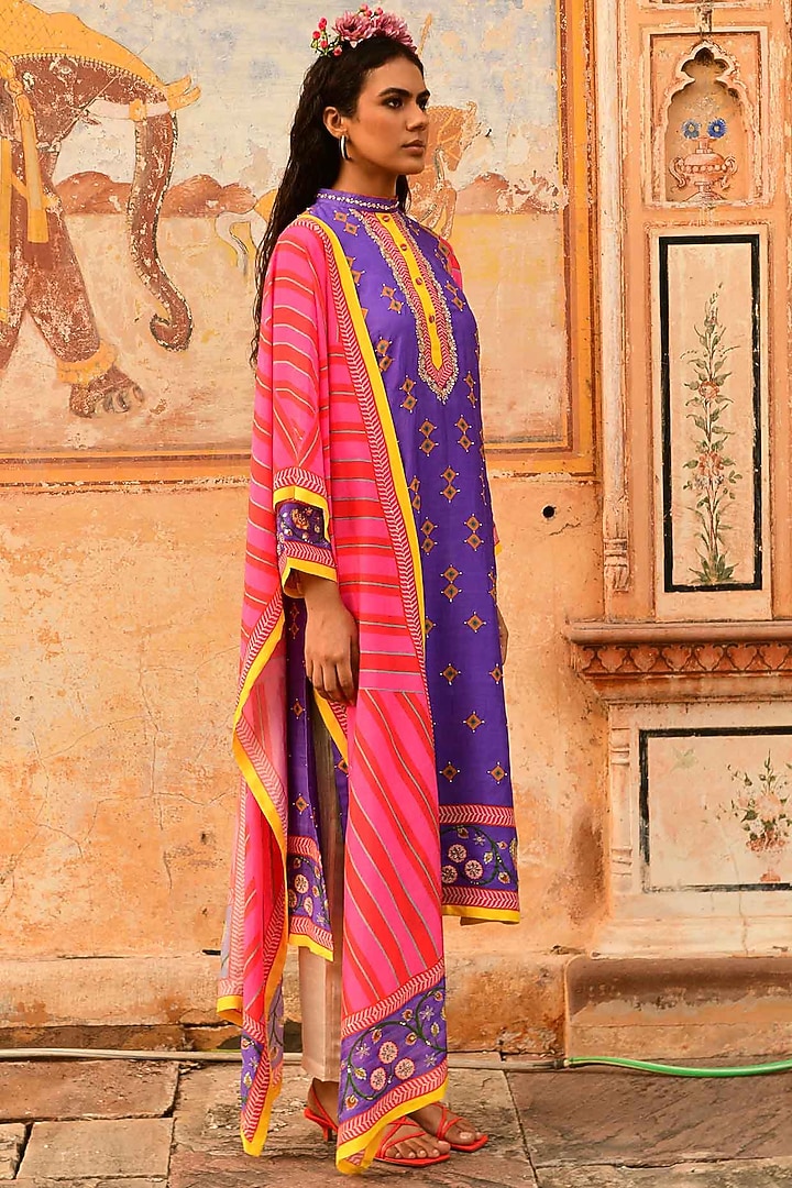 Multi-Colored Silk Printed Kurta Set by Swati Vijaivargie at Pernia's Pop Up Shop