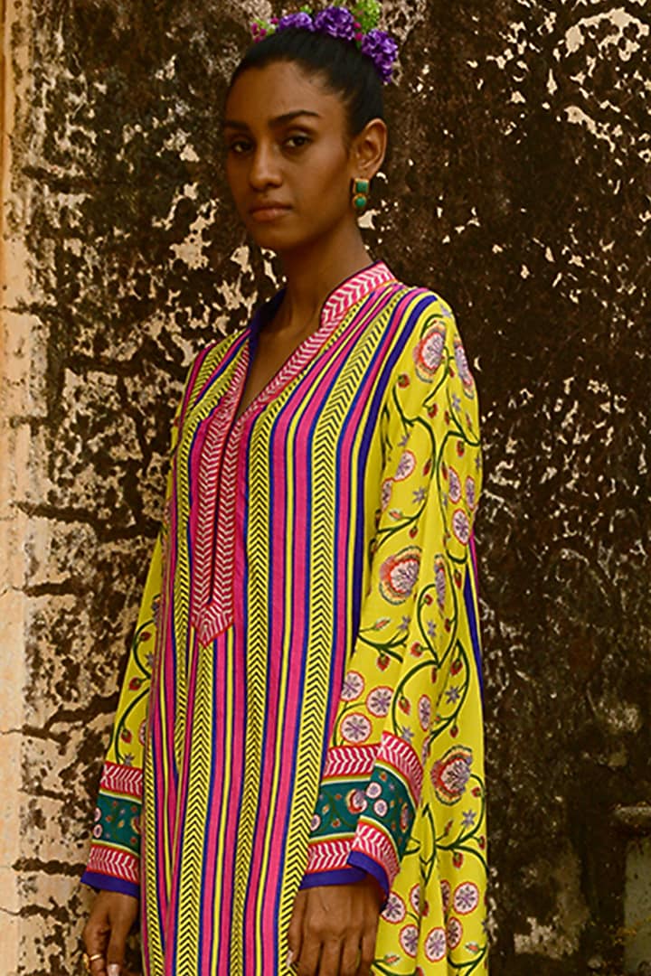 Lime Yellow Silk Kurta Set by Swati Vijaivargie at Pernia's Pop Up Shop