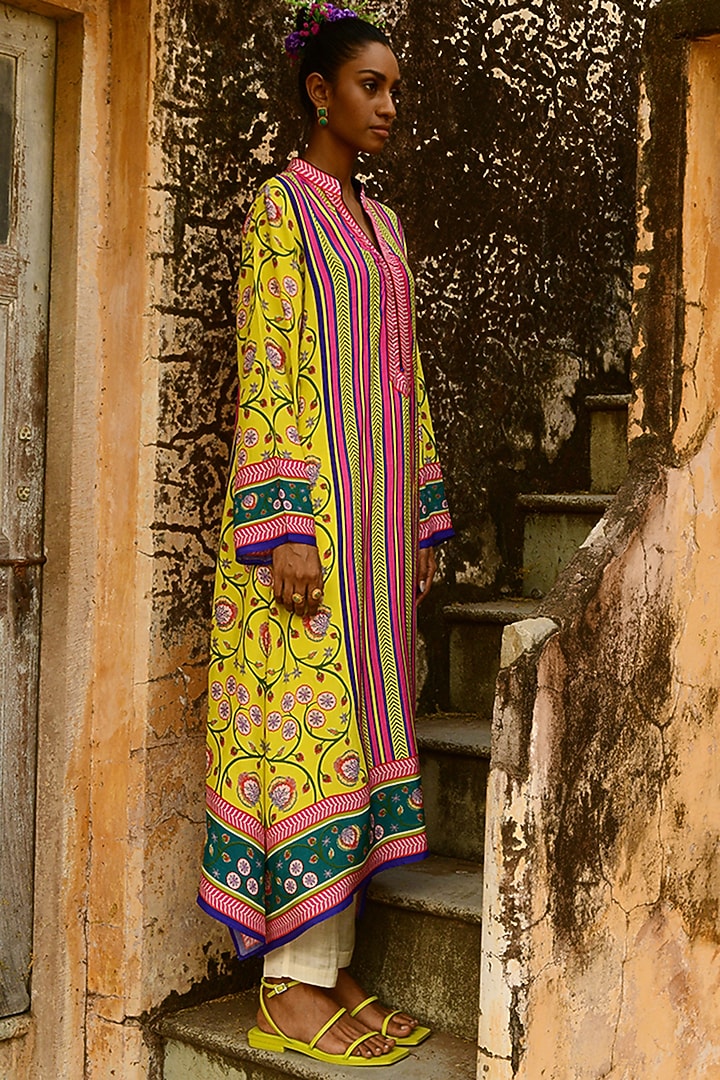 Lime Yellow Silk Kurta Set by Swati Vijaivargie at Pernia's Pop Up Shop