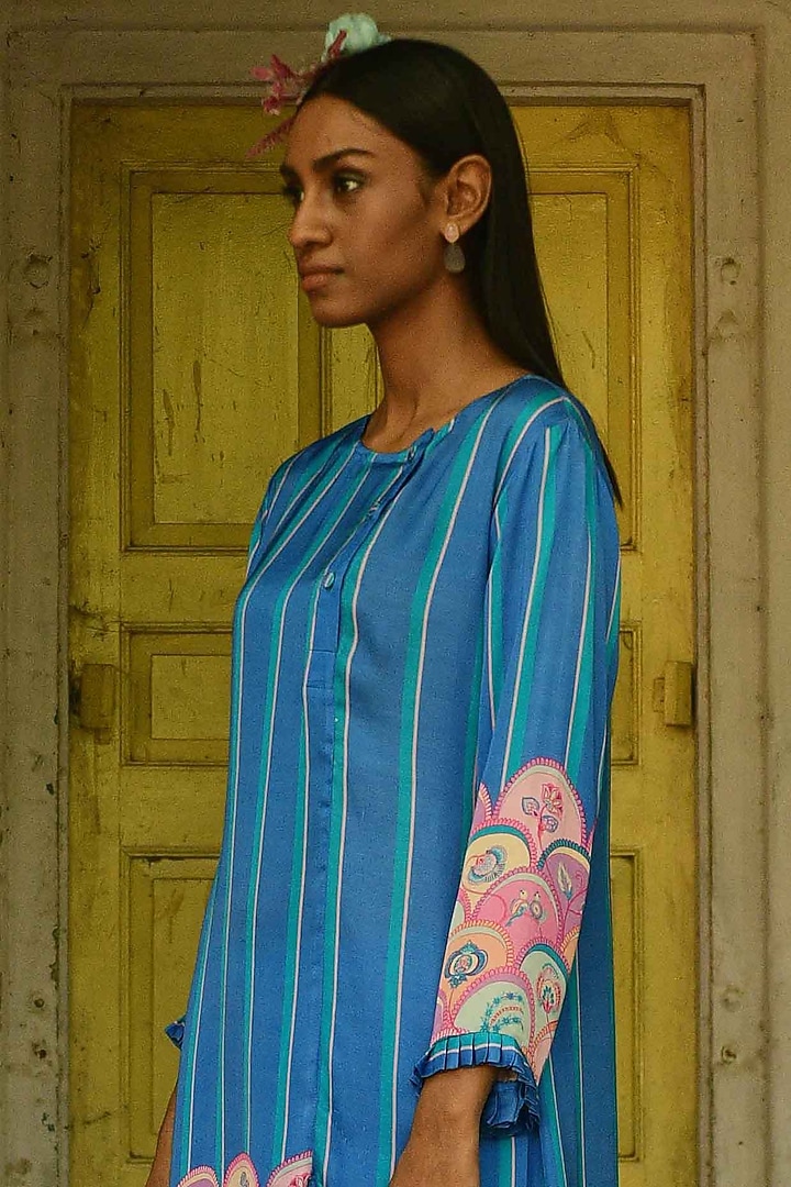 Blue Silk Printed Asymmetrical Tunic Set by Swati Vijaivargie at Pernia's Pop Up Shop