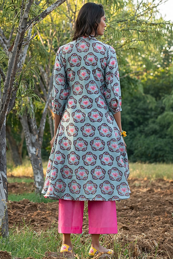 Bluish Grey & Pink Printed Flared Kurta Set by Swati Vijaivargie at Pernia's Pop Up Shop