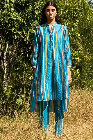 Turquoise Printed Tunic Set by Swati Vijaivargie